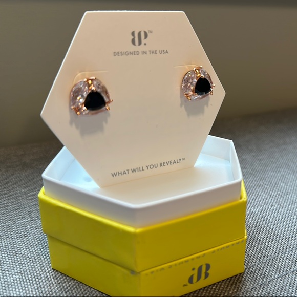 Bomb Party Black and Gold Earrings - Picture 2 of 4